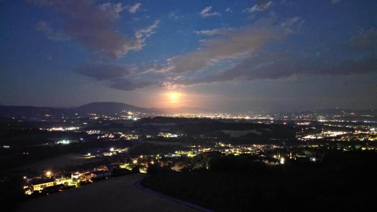 Casale Mille E Una Notte Perugia Exterior foto